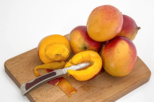 Jak sprawdzić, czy mango jest dojrzałe?